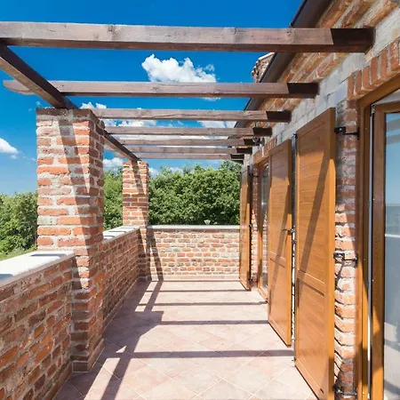 Dinamik In Paradise Istria